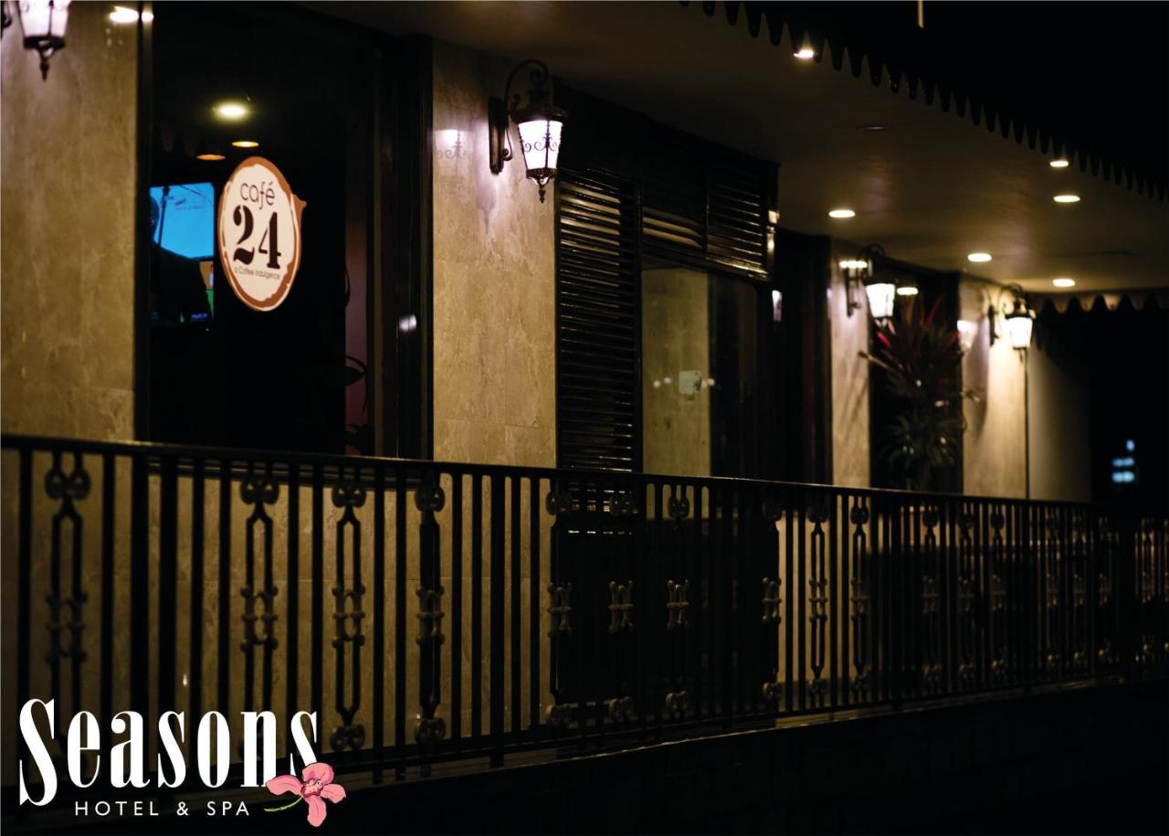 Seasons Hotel & Spa Madgaon Ngoại thất bức ảnh