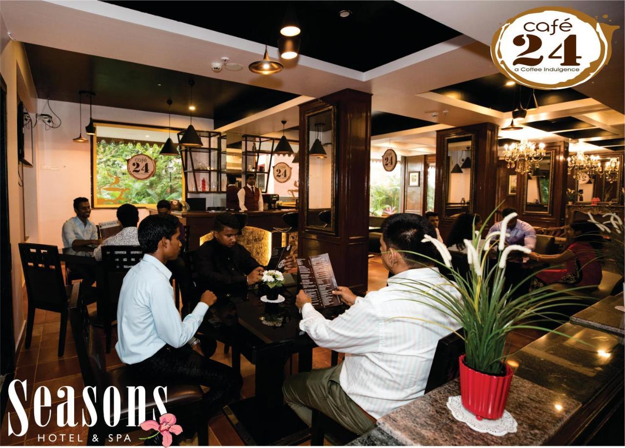 Seasons Hotel & Spa Madgaon Ngoại thất bức ảnh