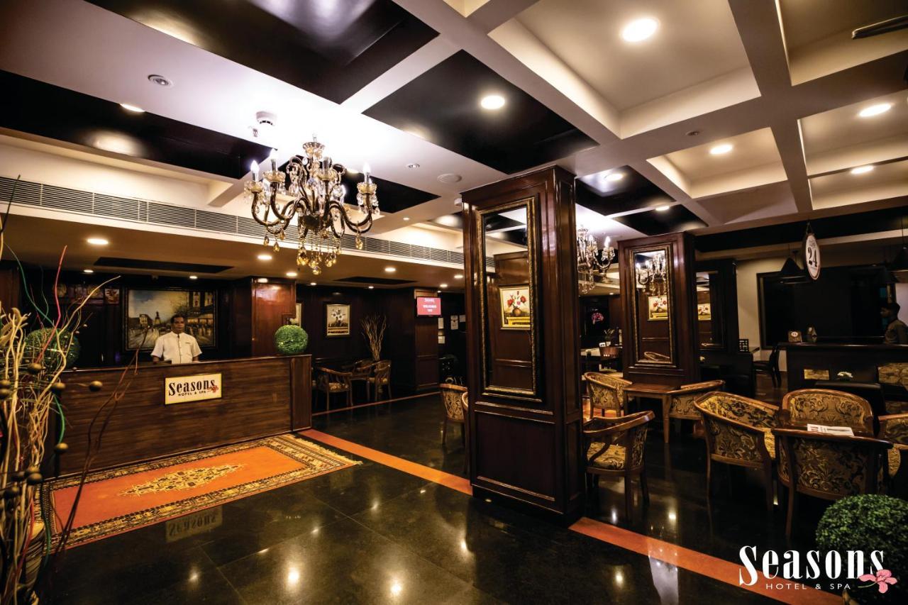Seasons Hotel & Spa Madgaon Ngoại thất bức ảnh