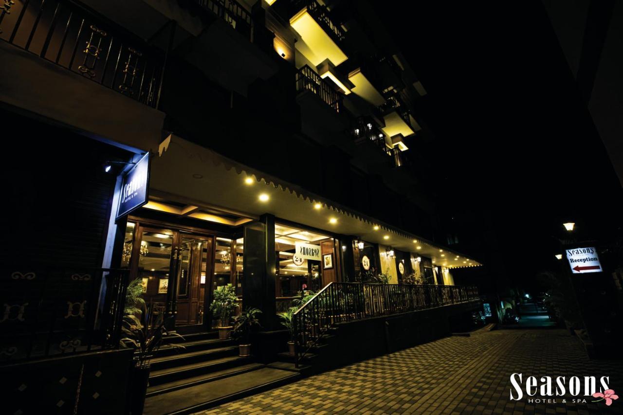 Seasons Hotel & Spa Madgaon Ngoại thất bức ảnh